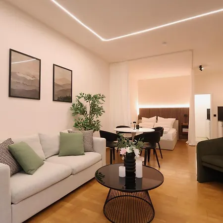 At Viktualienmarkt - Marienplatz Apartment *